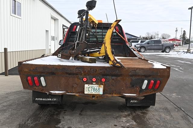 Image of Ford F-350 equipment image 3