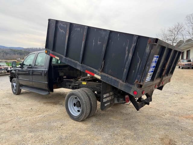 Image of Ford F-450 equipment image 3