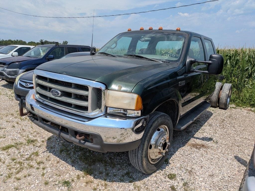 2000 Ford F-450 Equipment Image0