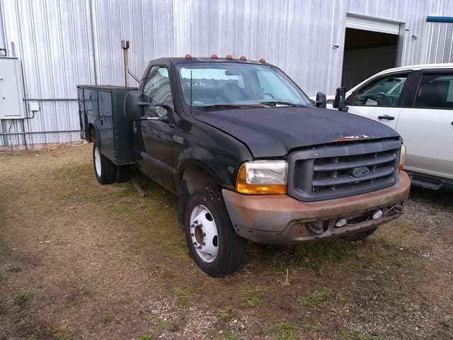 Image of Ford F-450 equipment image 4