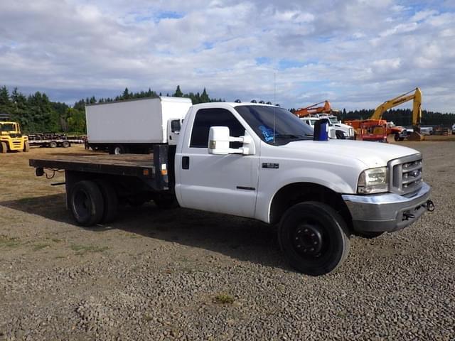 Image of Ford F-550 equipment image 1