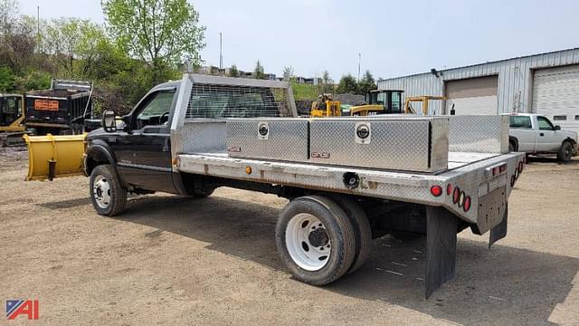 Thumbnail image Ford F-550 1