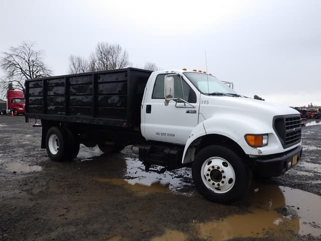Image of Ford F-650 equipment image 1