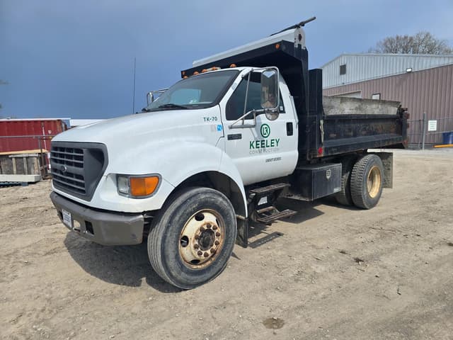 Image of Ford F-650 equipment image 2