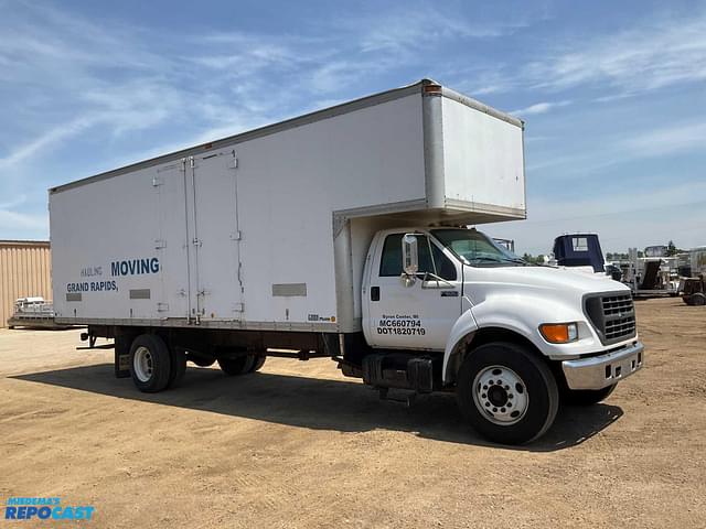 Image of Ford F-650 equipment image 1