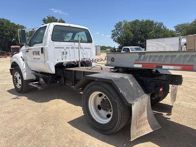 Image of Ford F-650 equipment image 2
