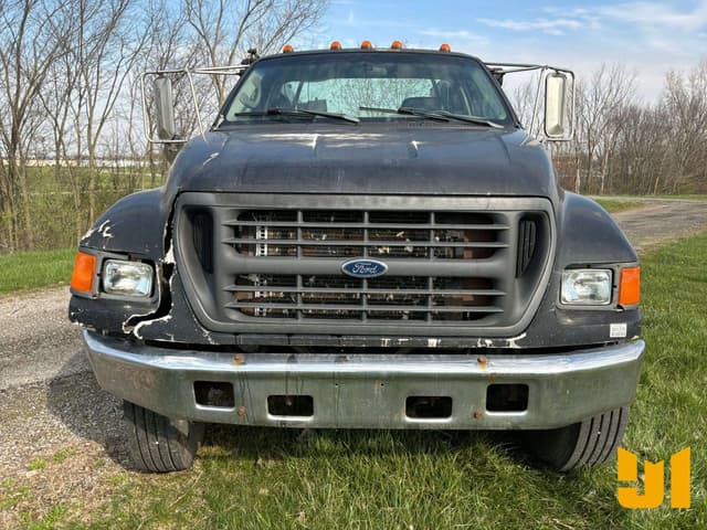 Image of Ford F-650 equipment image 1