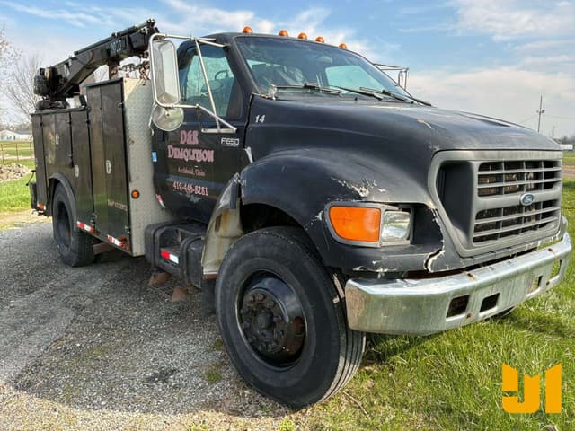 Image of Ford F-650 equipment image 2