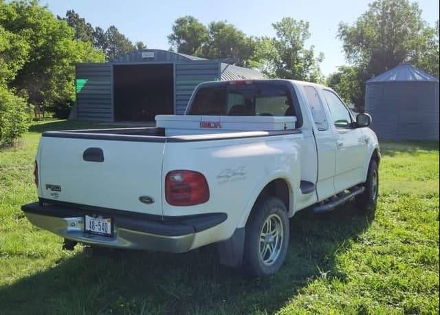 Image of Ford F-150 equipment image 3