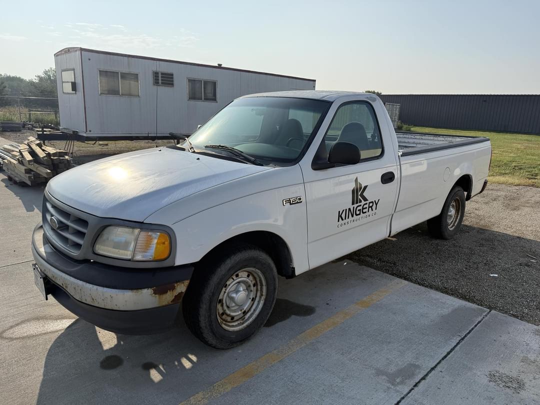Image of Ford F-150 Primary image
