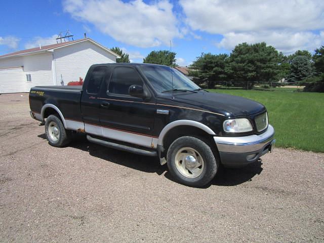 Image of Ford F-150 Primary image