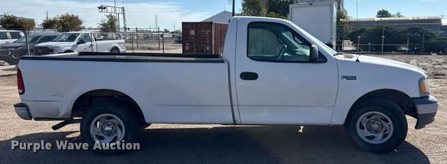 Image of Ford F-150 equipment image 3