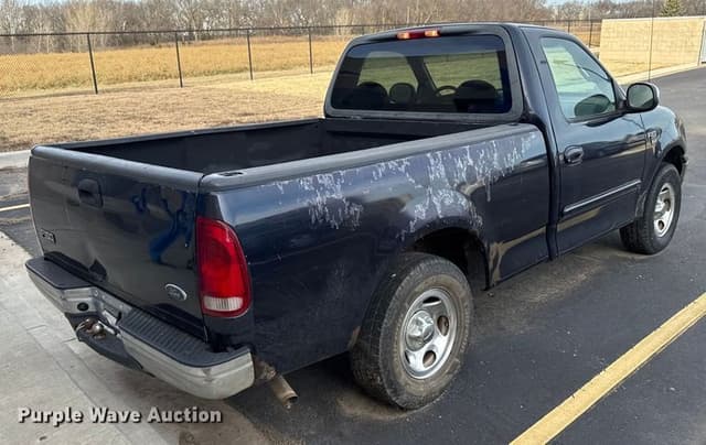 Image of Ford F-150 equipment image 4