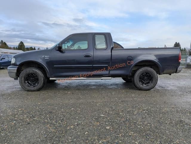 Image of Ford F-150 equipment image 1