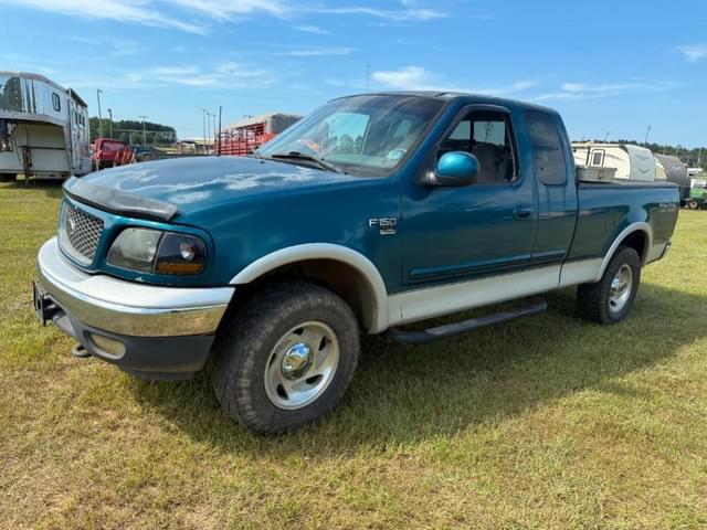 Image of Ford F-150 equipment image 2