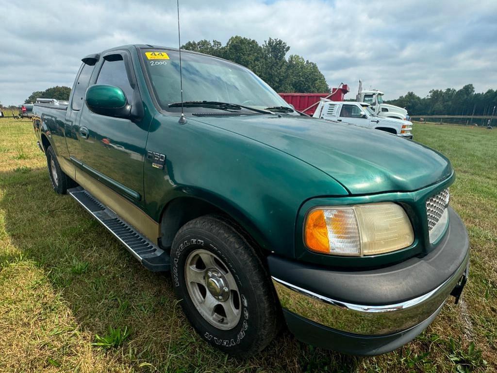 Image of Ford F-150 Primary image