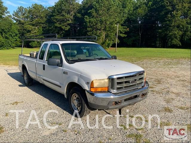 Image of Ford F-250 equipment image 2