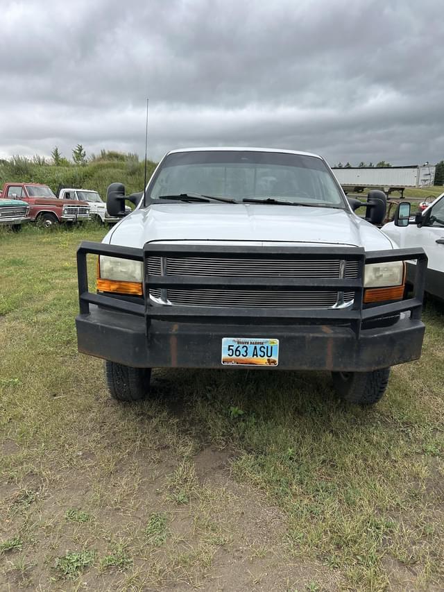 Image of Ford F-250 equipment image 1