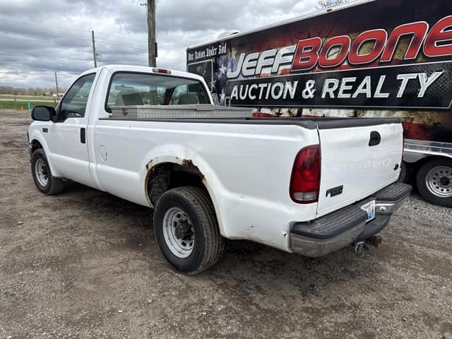 Image of Ford F-250 equipment image 1