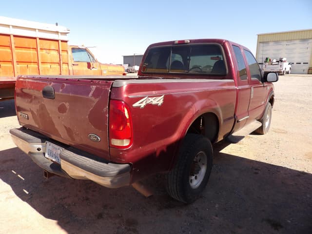 Image of Ford F-250 equipment image 1