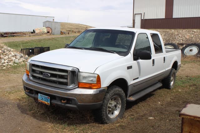 Image of Ford F-250 equipment image 2