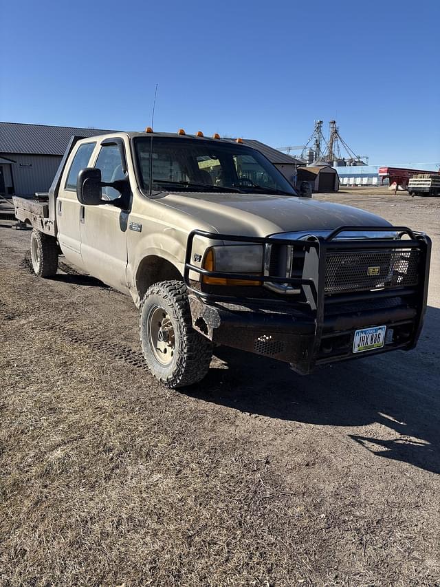 Image of Ford F-250 equipment image 3