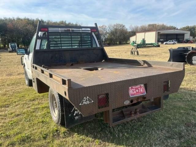 Image of Ford F-250 equipment image 3