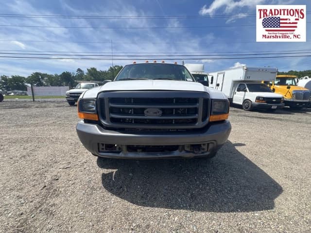 Image of Ford F-250 equipment image 3