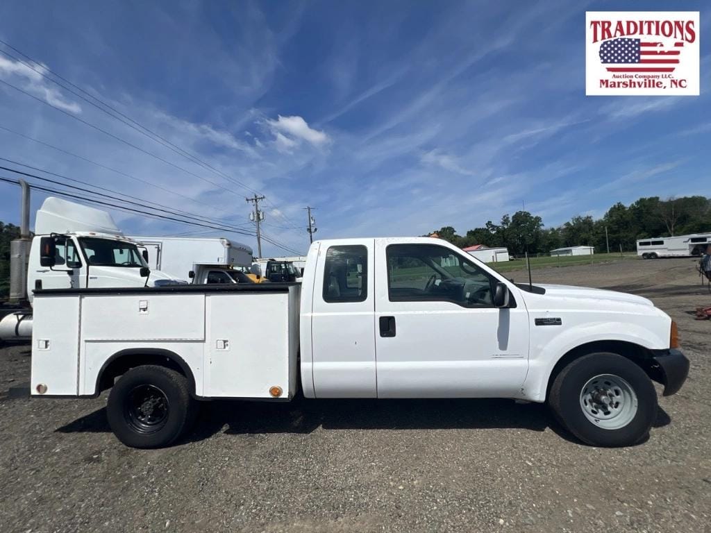 2000 Ford F-250 Equipment Image0