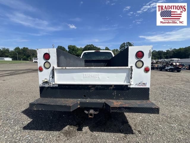 Image of Ford F-250 equipment image 4