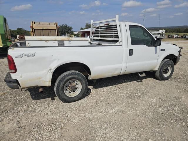Image of Ford F-250 equipment image 4