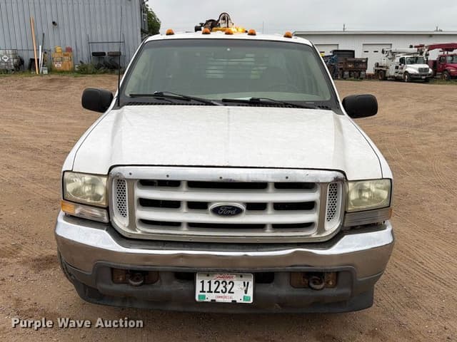 Image of Ford F-250 equipment image 1