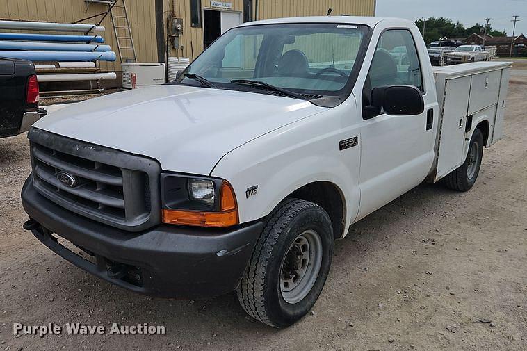 Image of Ford F-250 Primary image