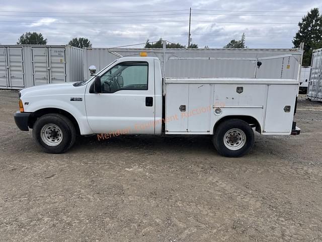 Image of Ford F-250 equipment image 2