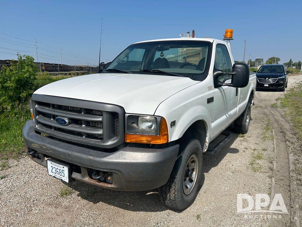 Image of Ford F-250 Primary image