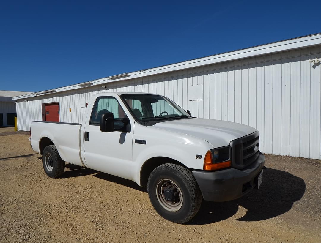 Image of Ford F-250 Primary image