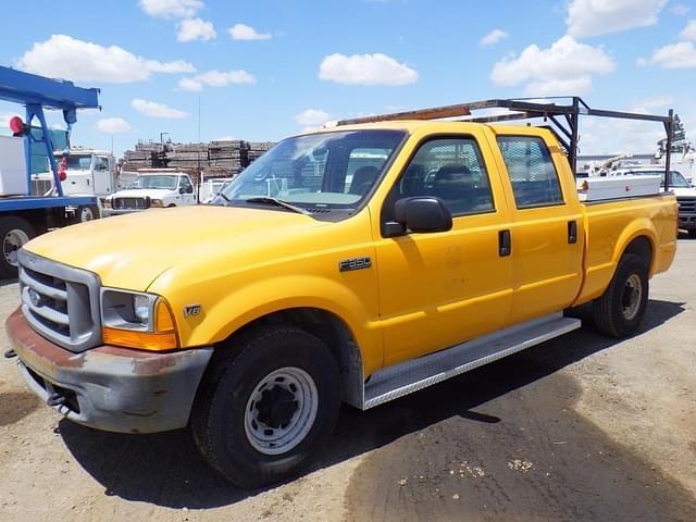 Image of Ford F-350 equipment image 1