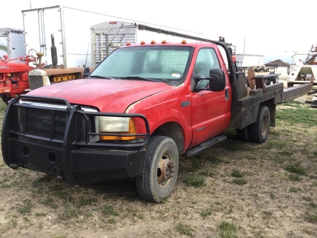 Image of Ford F-350 Primary image