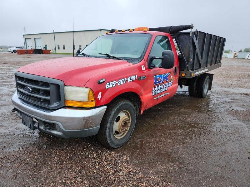 Image of Ford F-350 Primary image