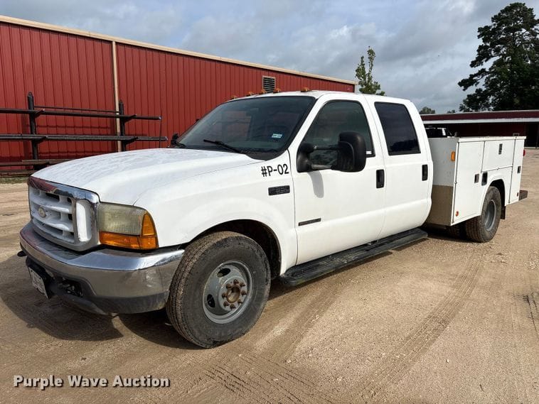 2000 Ford F-350 Equipment Image0