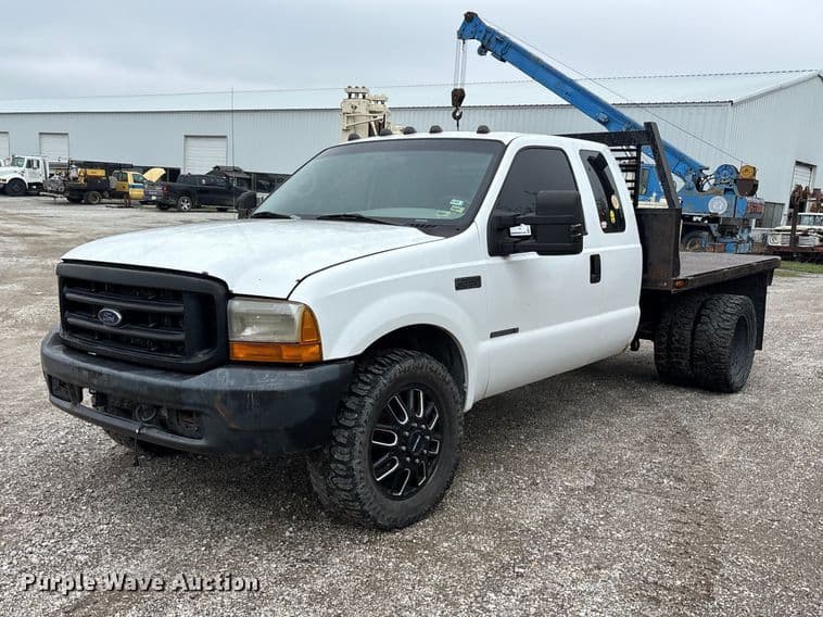 Image of Ford F-350 Primary image