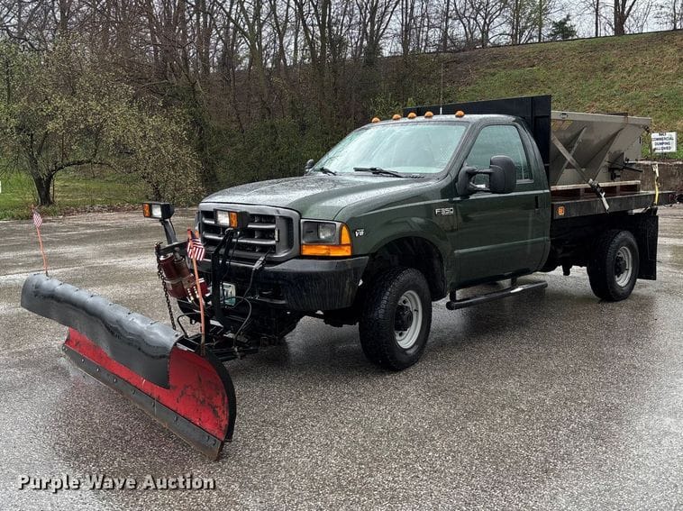 2000 Ford F-350 Equipment Image0