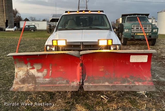 Image of Ford F-350 equipment image 1
