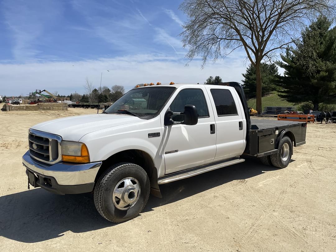 Image of Ford F-350 Primary image
