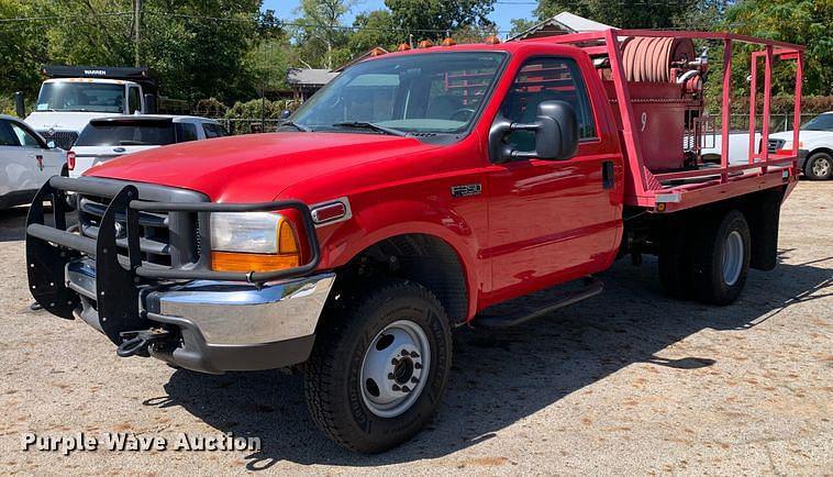 Image of Ford F-350 Primary image