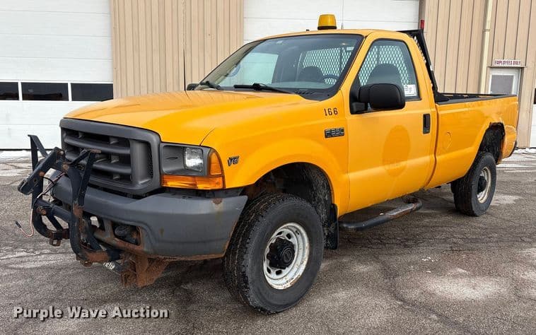 Image of Ford F-350 Primary image