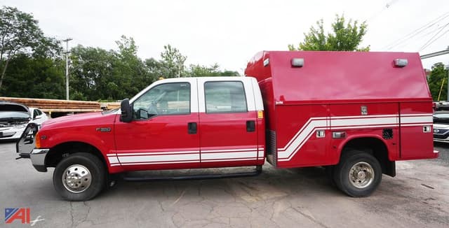 Image of Ford F-350 equipment image 1