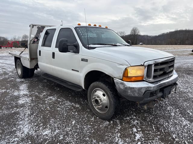 Image of Ford F-450 equipment image 2