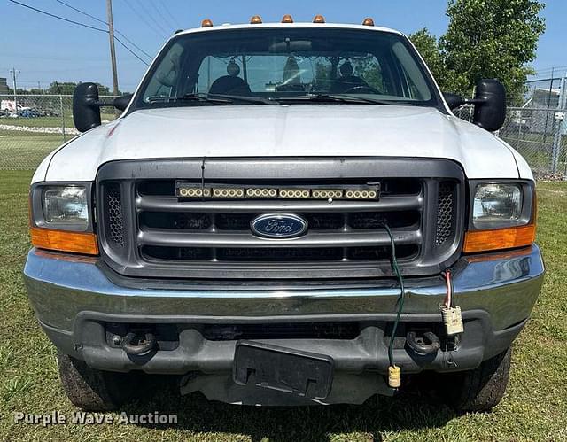 Image of Ford F-450 equipment image 1