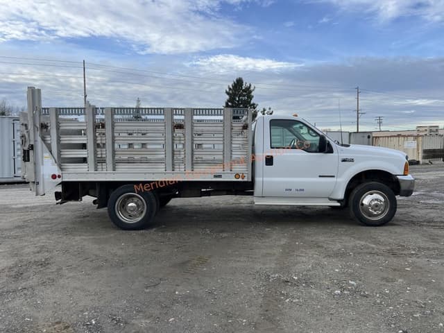 Image of Ford F-450 equipment image 1